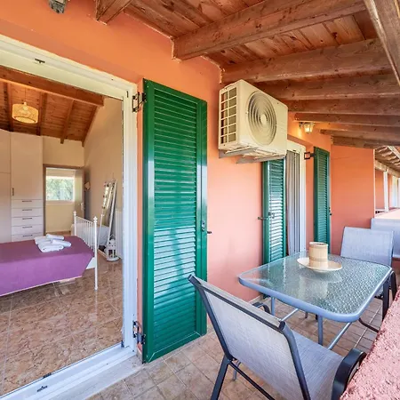 Arianna Grand Apartment *