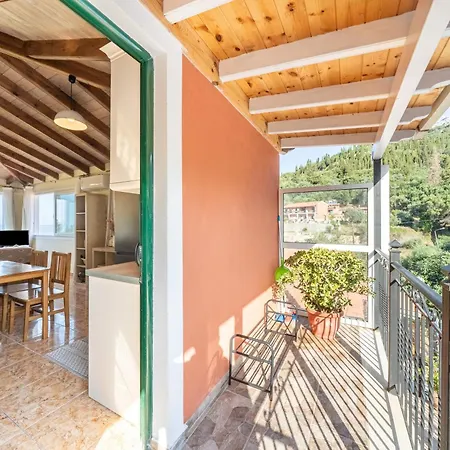 Arianna Grand Apartment
