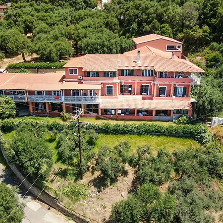 Arianna Grand Apartment *