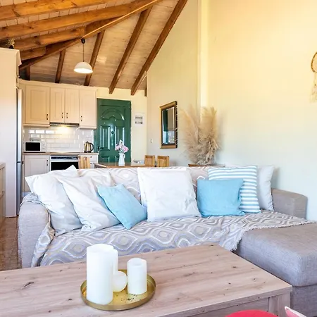 Arianna Grand Apartment *