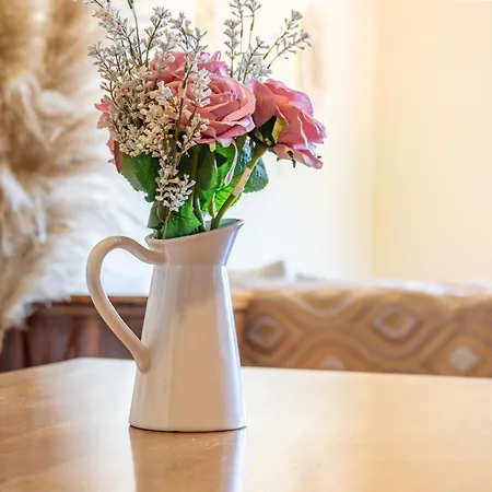 Arianna Grand Apartment *