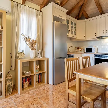 Arianna Grand Apartment